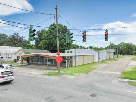 Preview of Industrial space for Sale at 729 W Saint Peter St