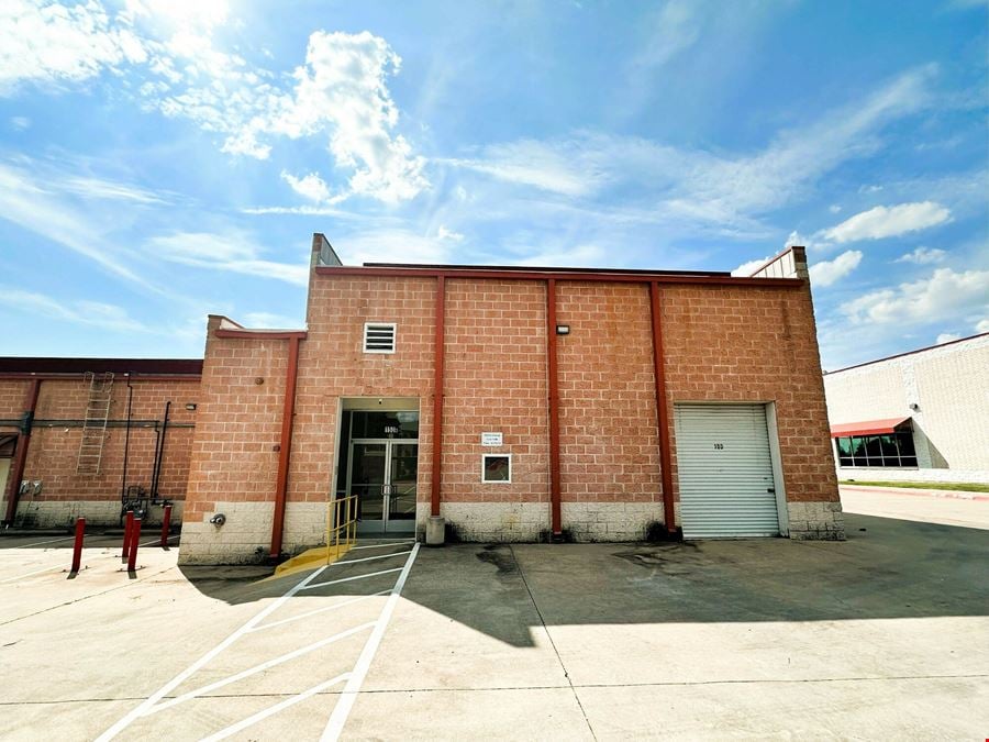 AVENUE K PLAZA