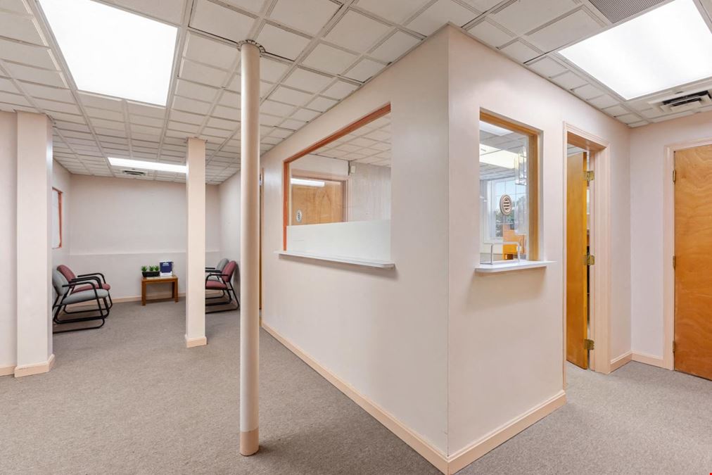 Well-located Medical or Professional Office Space for Lease in Wilmington, MA