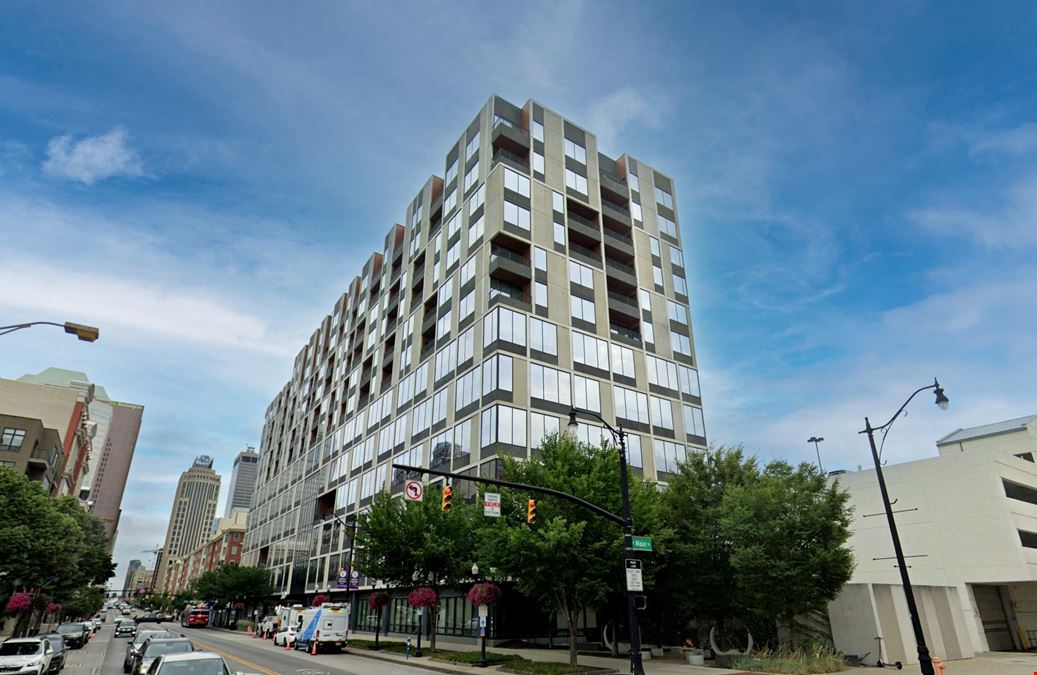 250 S High St