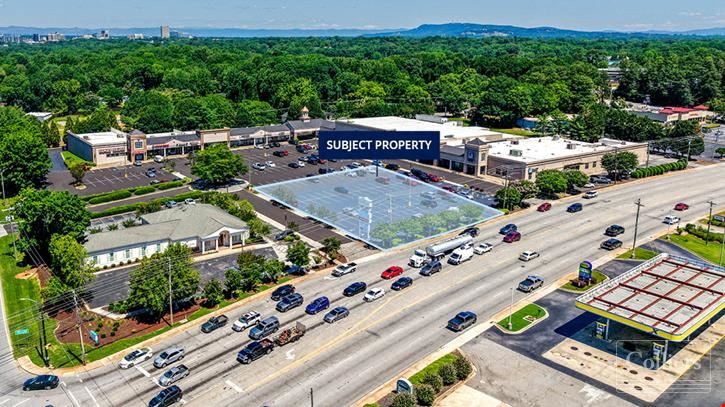 ±0.51 Acre Outparcel with Rare Drive-Thru Opportunity at Signalized Intersection