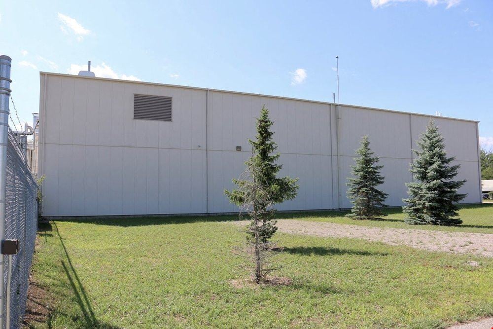 NOW REDUCED! 54,171 SF INDUSTRIAL BUILDING