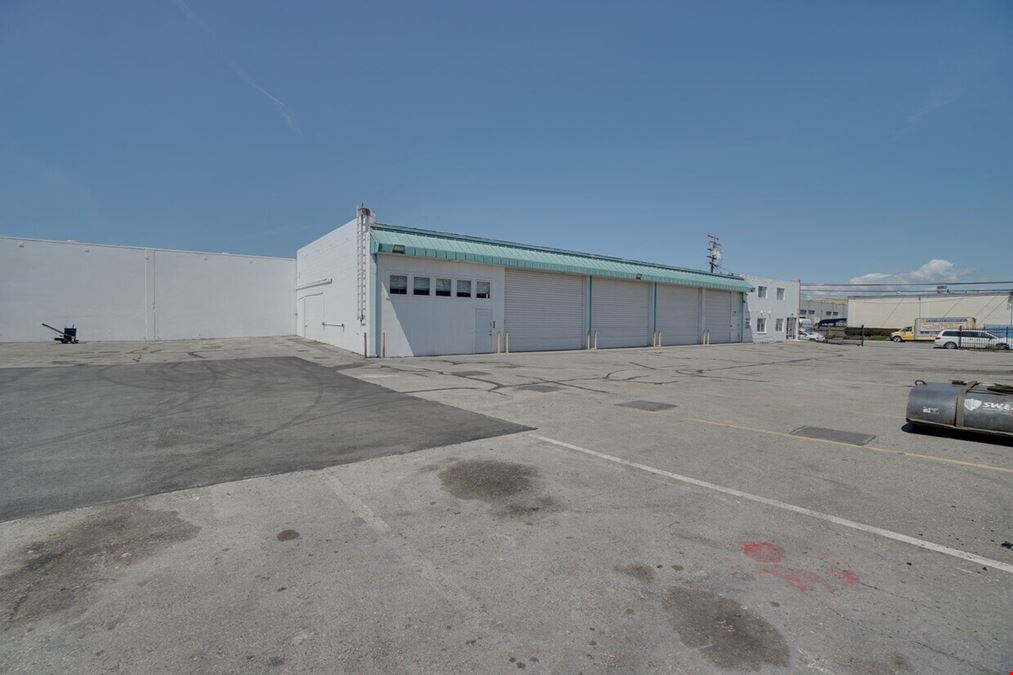 2196 American Ave