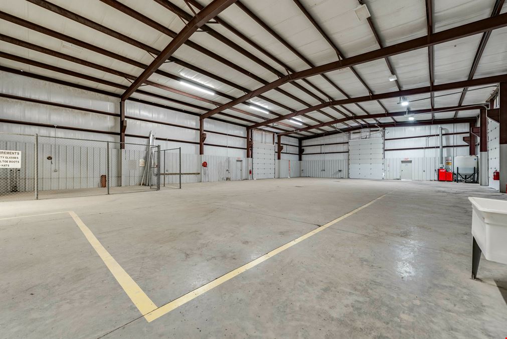 17,950 SF Industrial on 9 Acres
