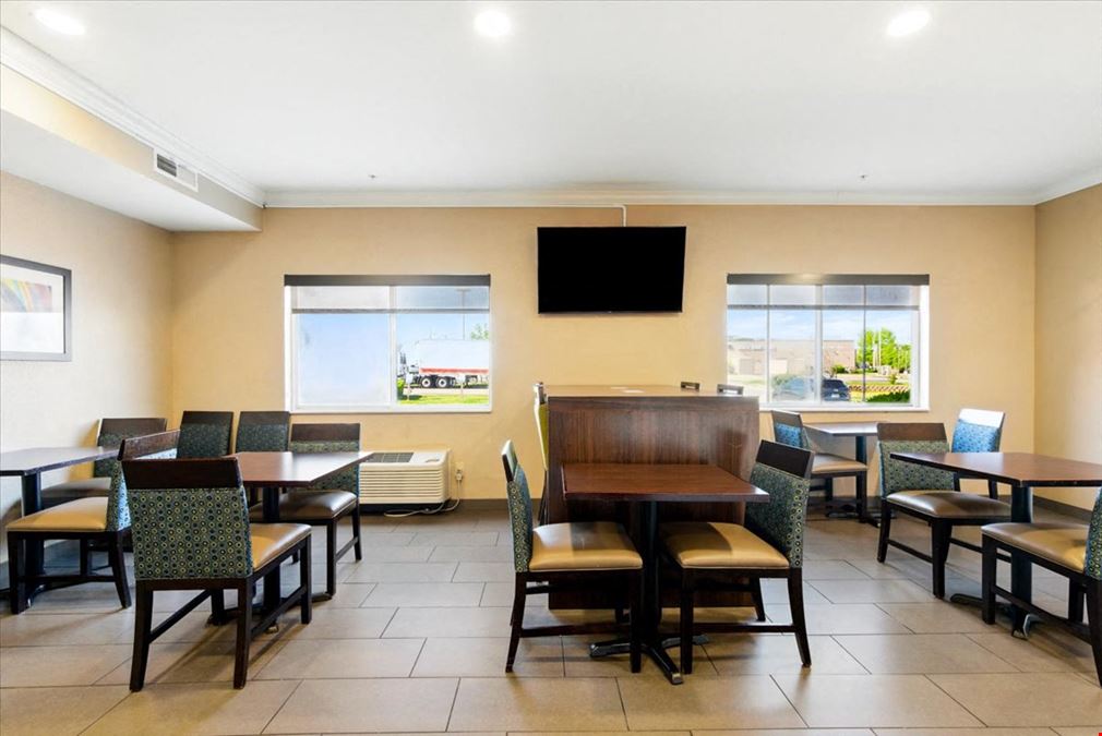 Comfort Inn Woodland Hills