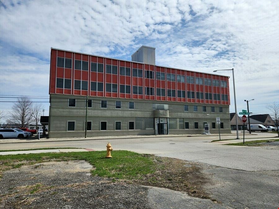 401 S Earl Ave