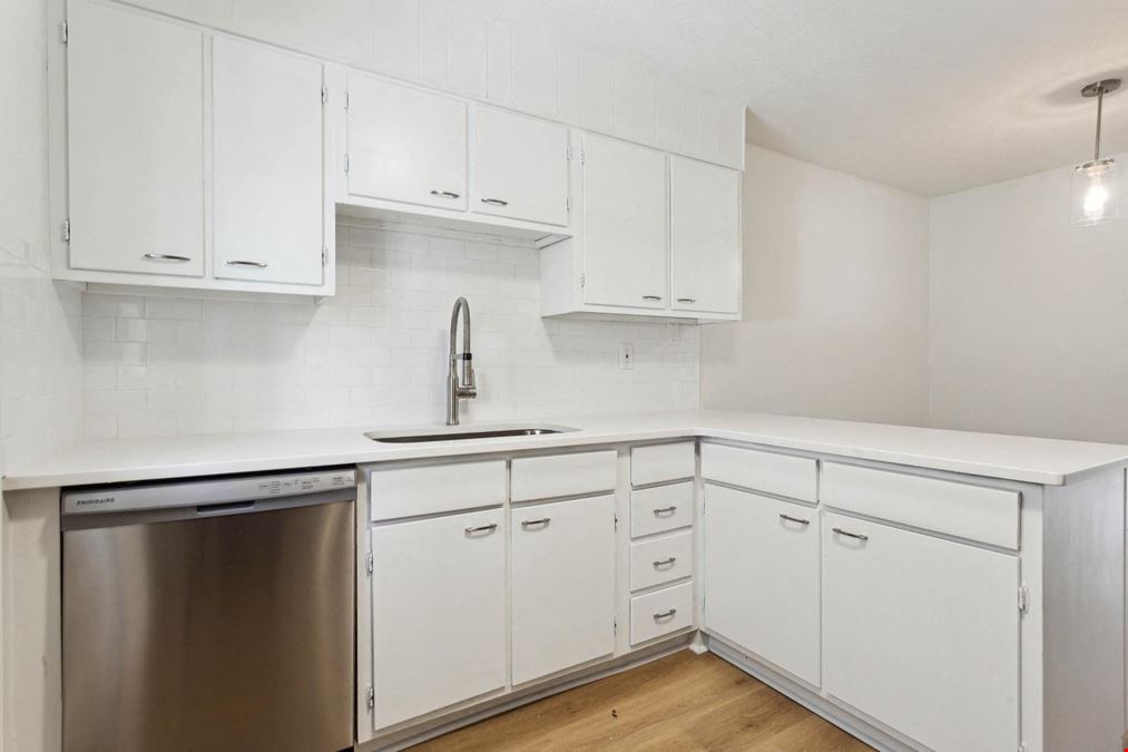 Jackson Street Apartments