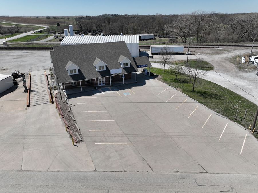 FORMER BANK - FIRTH, NE