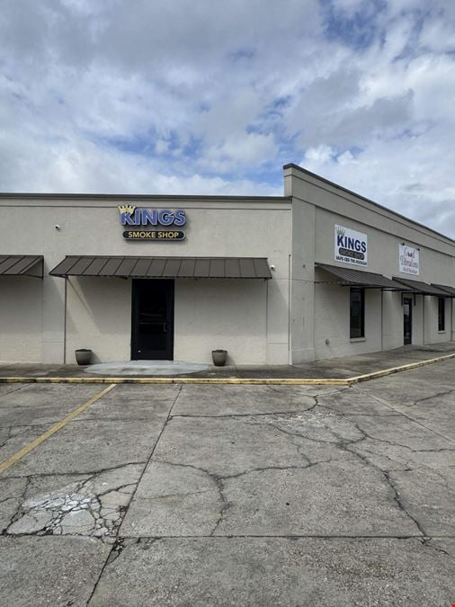 Retail Space Right Off Airline Hwy.