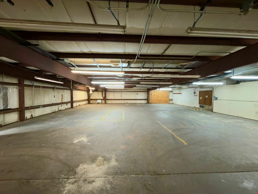 10,168 SF Warehouse / Office Space