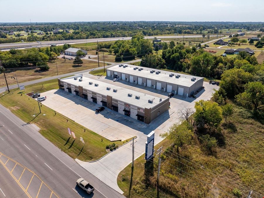 Shoppes of Luther Road