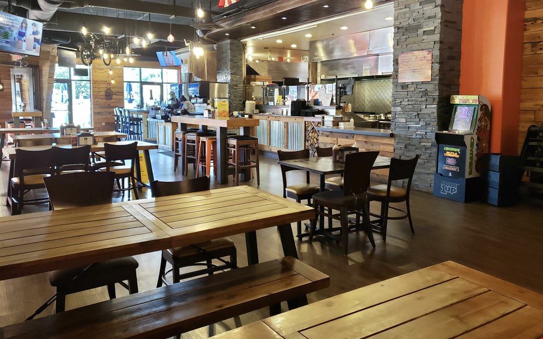 Downtown Geneva Restaurant with Patio