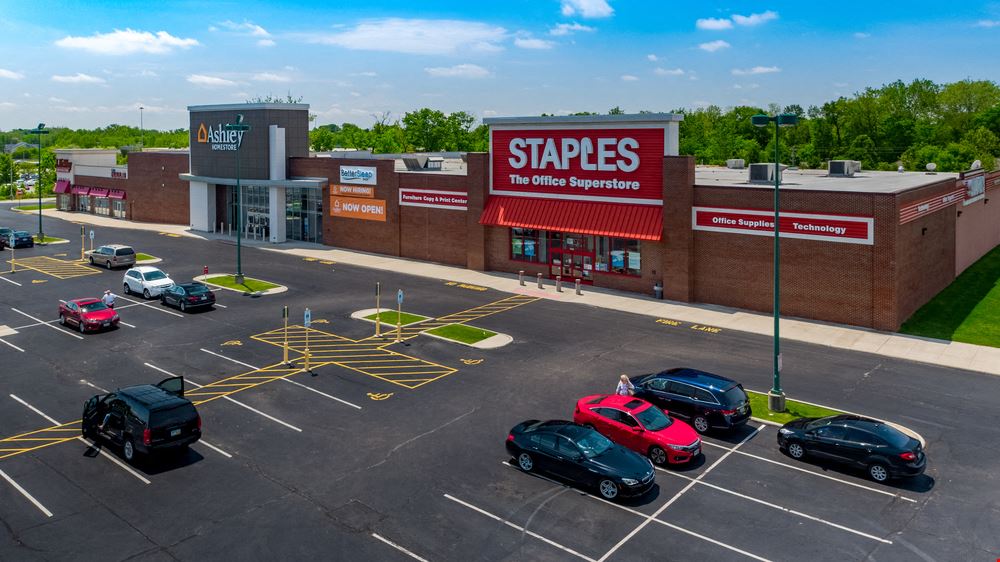 Taylor Park Shopping Center
