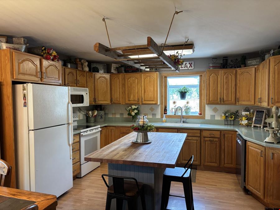 Ivan's Campground & Cabins 