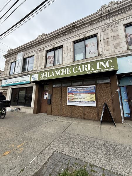 Preview of commercial space at 220-03 Jamaica Ave