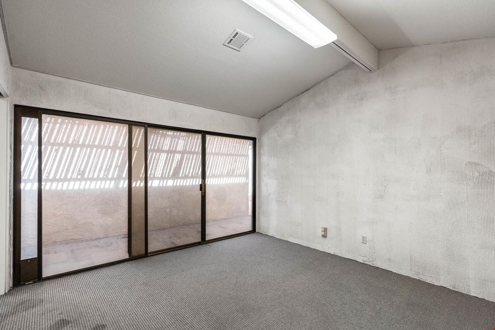42462 Rancho Mirage Ln.