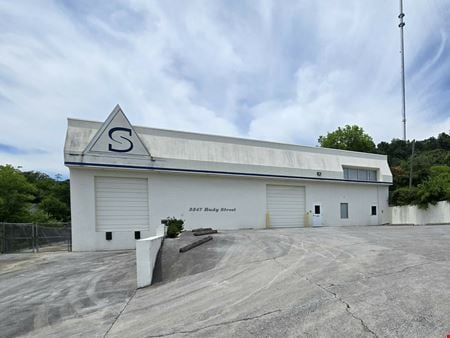 Preview of Industrial space for Rent at 3347 Rudy Street