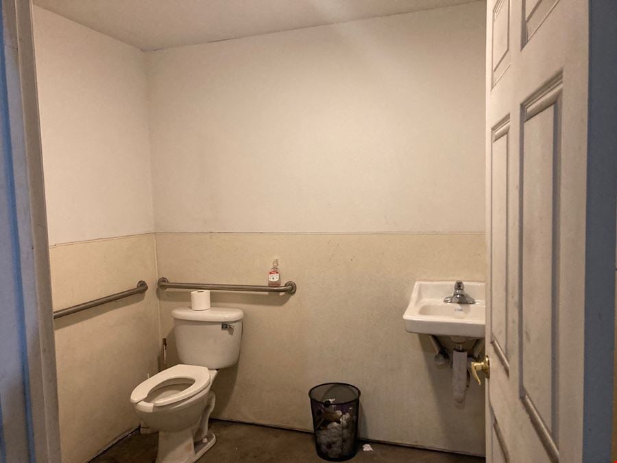 6424 Boylston Hwy #5