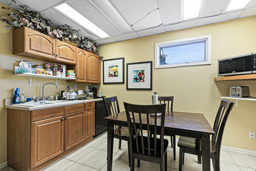 Office Condo Investment Sale in Dallas