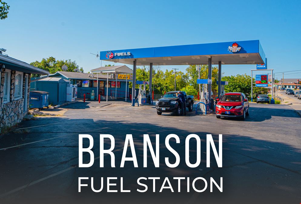 2,569 SF Service Station For Sale On 76 Country Blvd in Branson, MO