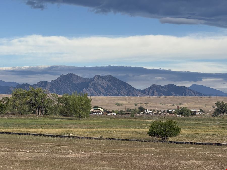 ±42.765-Acre Land Tract