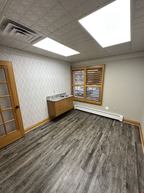 250 N Main St