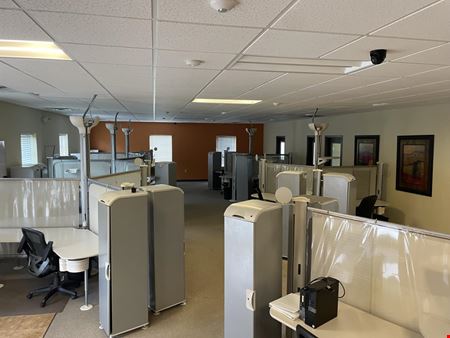 Preview of commercial space at 430 Montbrook Ln