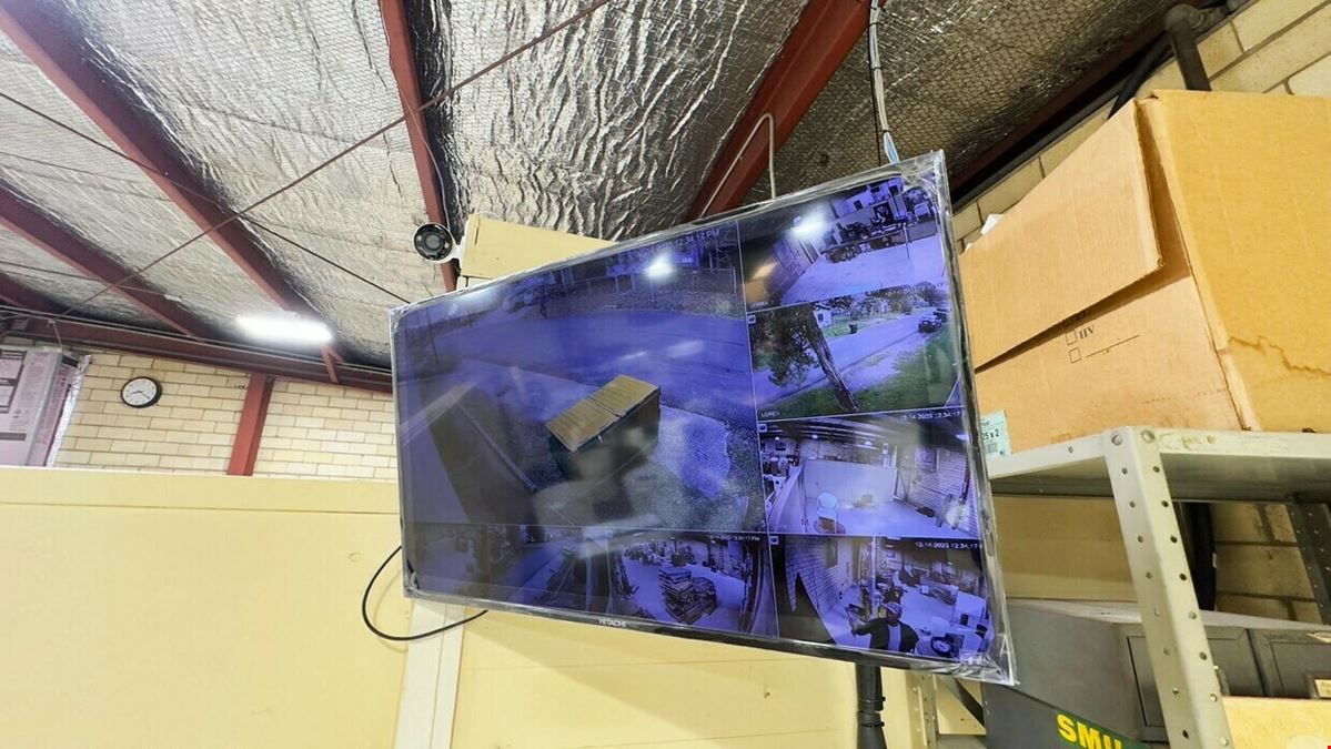 4704 sqft Industrial Space for Sale