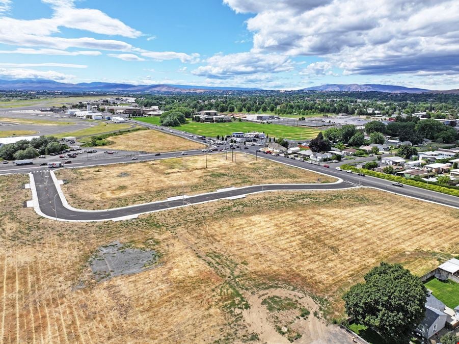 The Landing - Prime Commercial Lots
