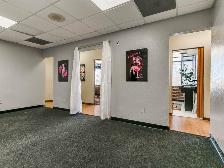 Linda Office Complex