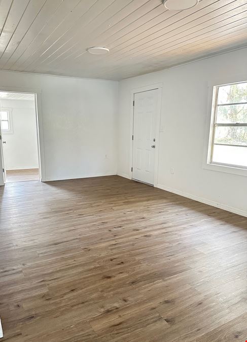 INCOME PRODUCER - 3 HOME MULTIFAMILY 711 & 713 NASHVILLE ROAD