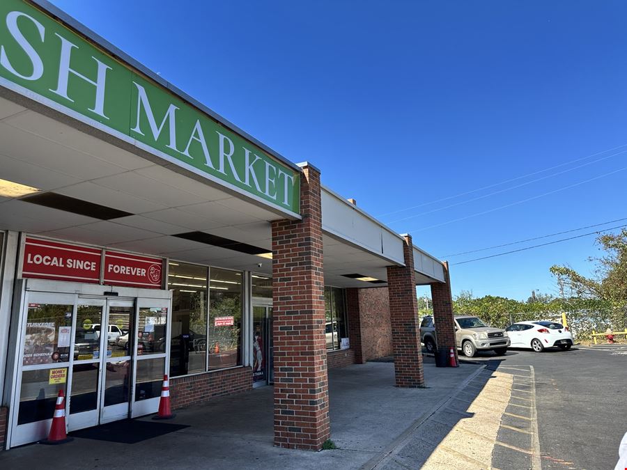 Russell Plaza Shopping Center