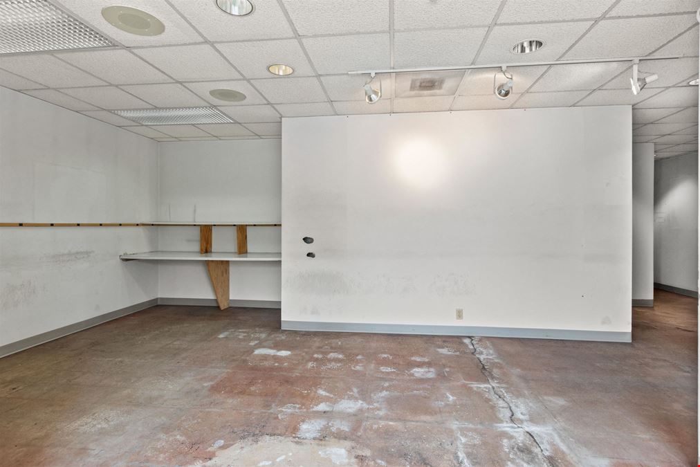 431 W Main St