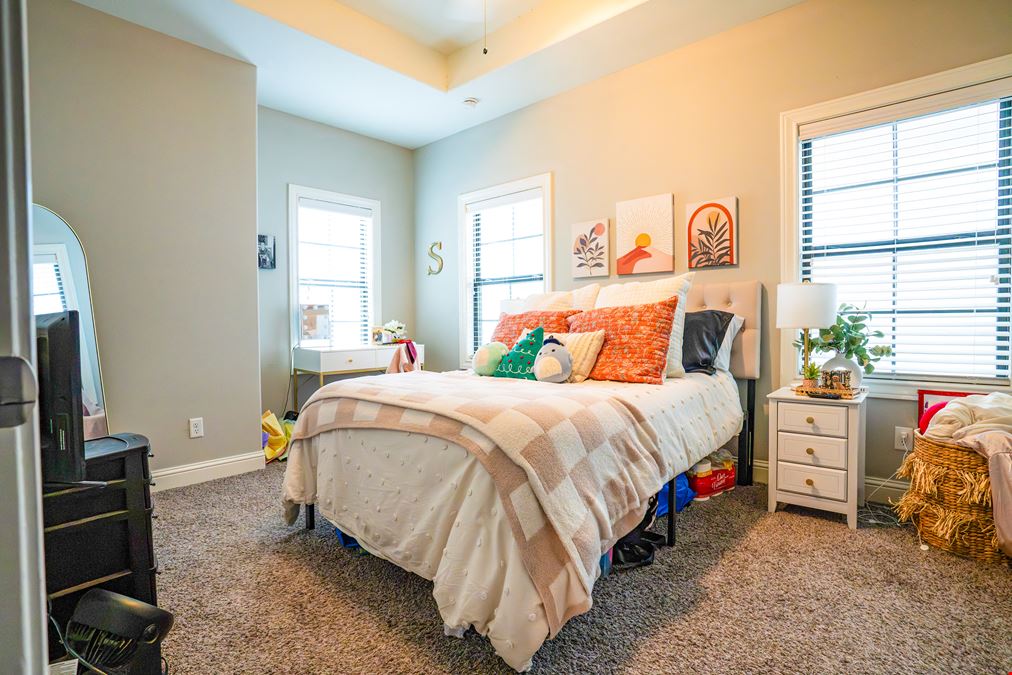 Redmond Row Townhomes
