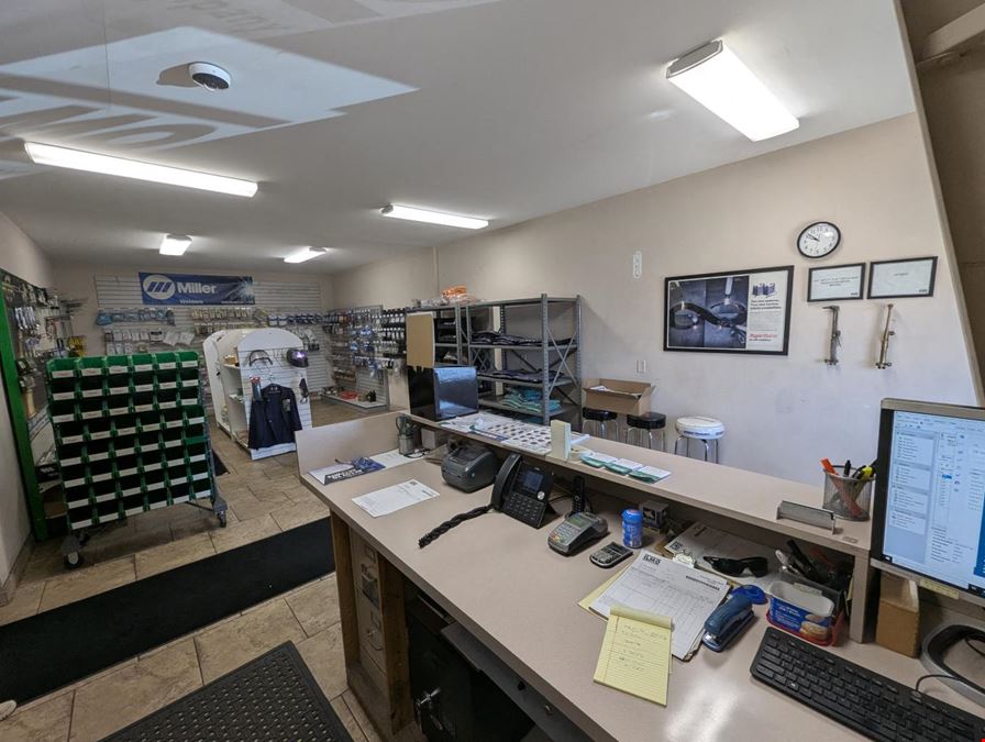 1025 W. Olympia Drive: Suite C