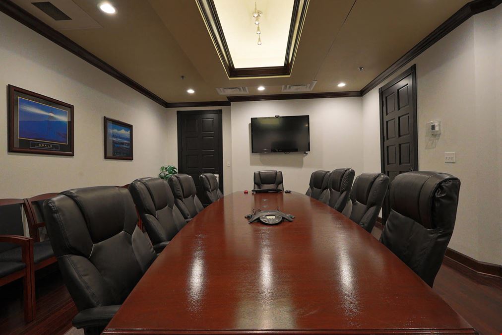 Professional Office Suite For Lease