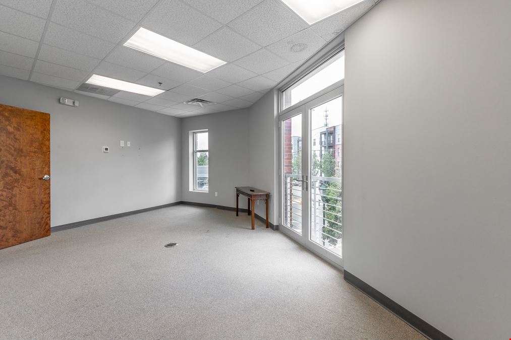 325 Cherokee Blvd