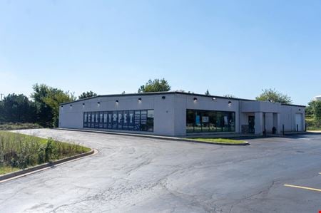 Preview of Retail space for Sale at 2620 N Farnsworth Ave