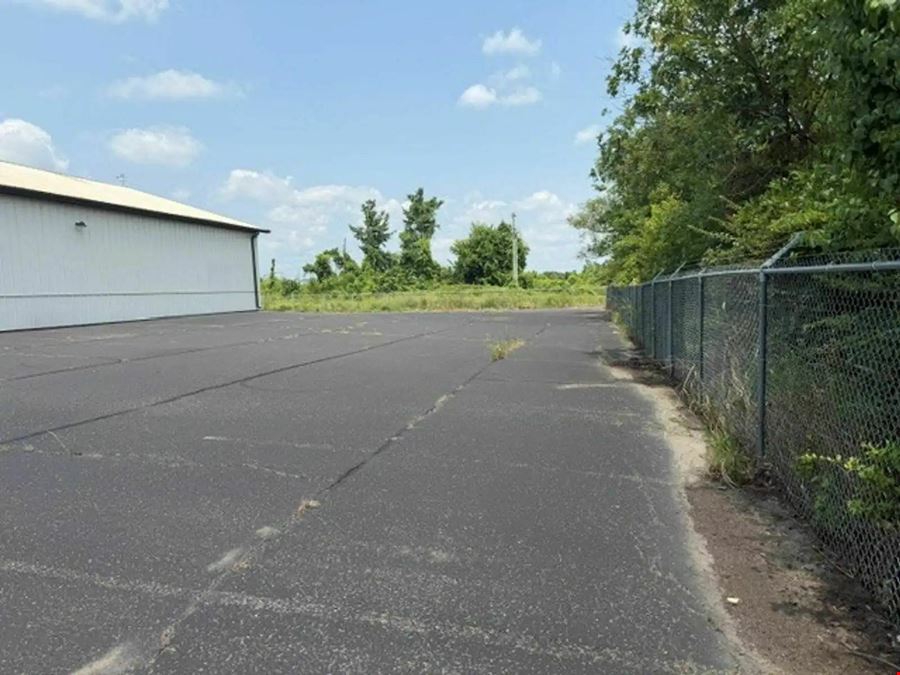 Warehouse Shop for Sale - National Turnpike