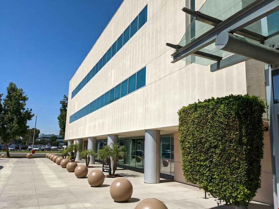 Lakewood Regional Medical Building
