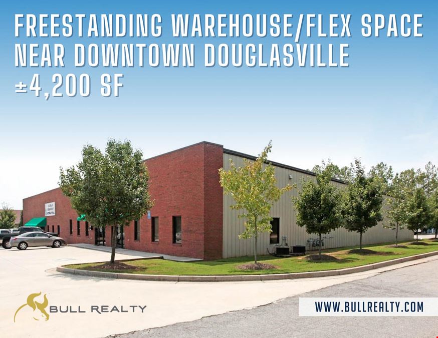 Freestanding Warehouse/Flex Space Near Downtown Douglasville | ± 4,200 SF