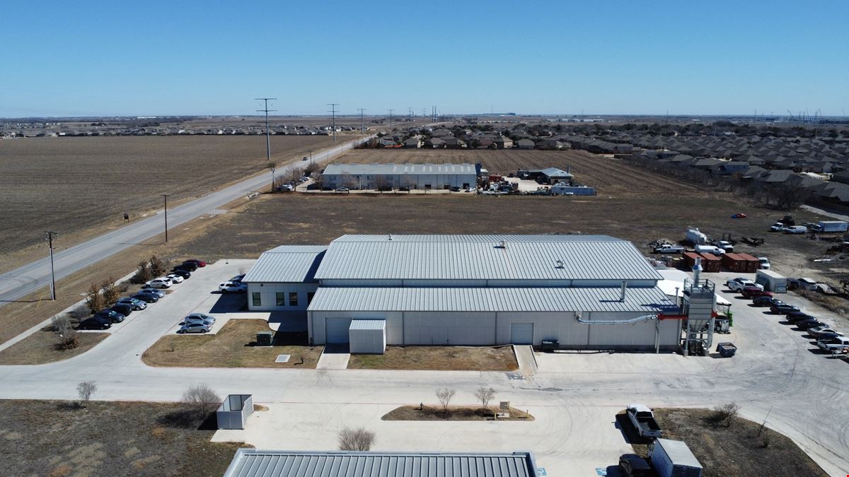 3800 Limmer Loop