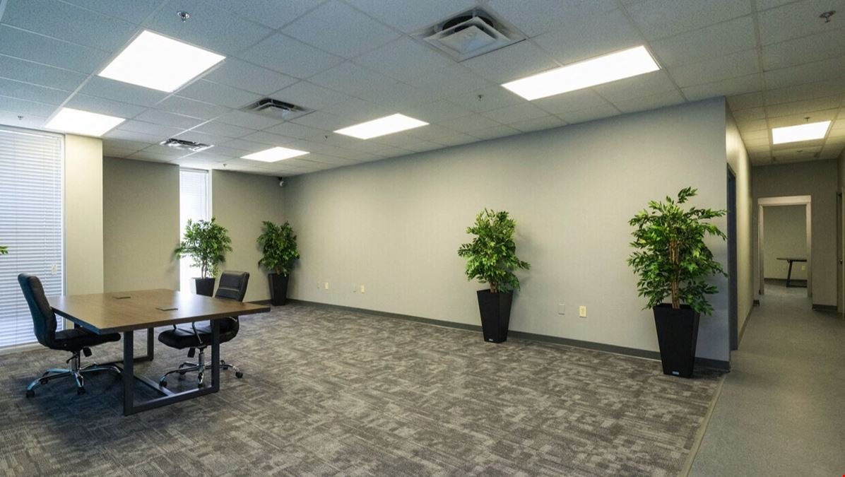 ReadySpaces Tampa East Lake