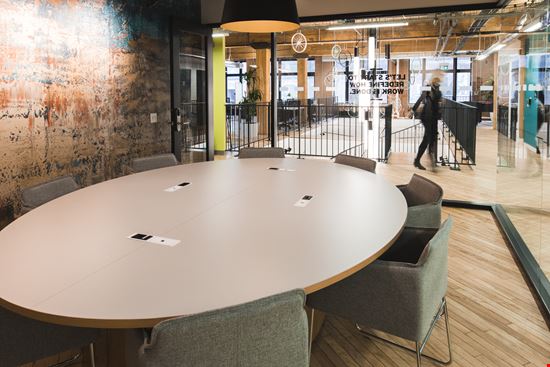 Spaces - Toronto - Queen West