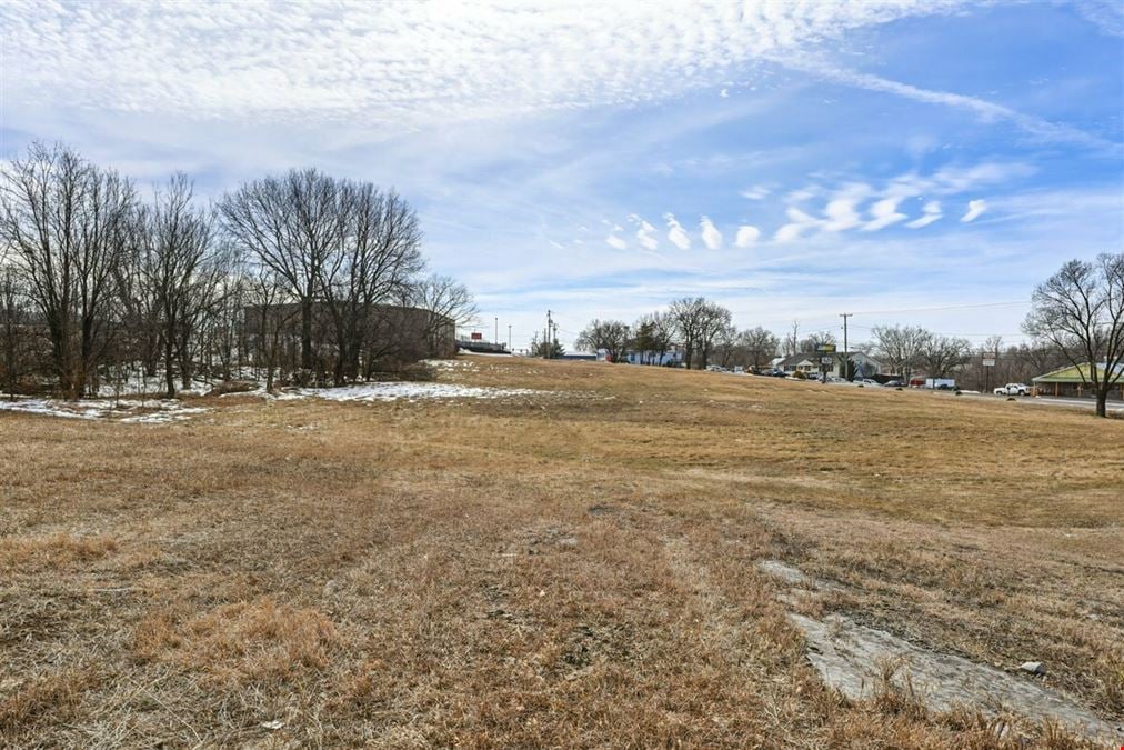 Northern 1-Acre Commercial Lot in Broadway