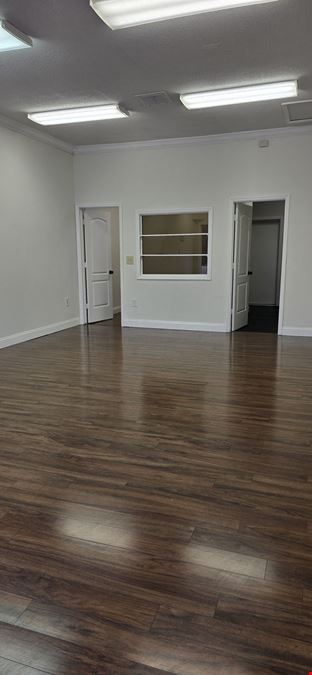 Retail-Office For Lease on SR 52
