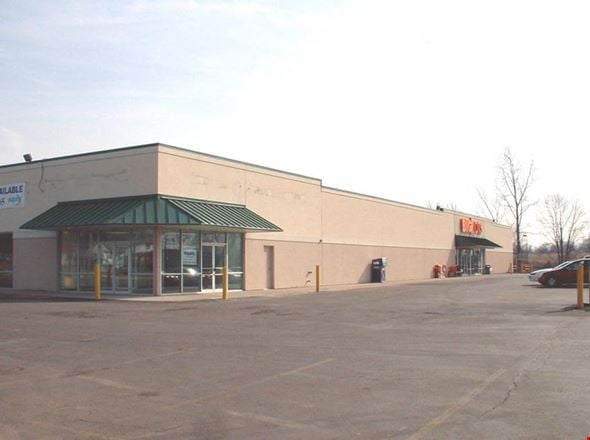 Preview of Retail space for Rent at 205 East Leffel Lane