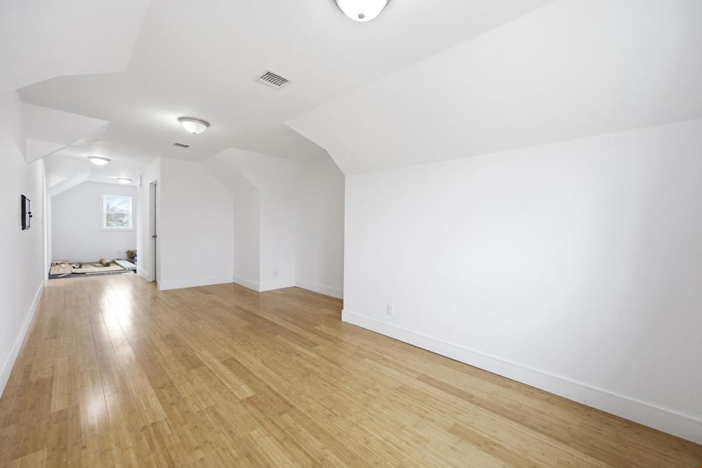 96 Coale Ave