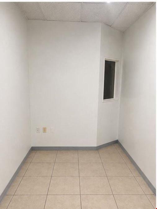 5555 NW 74 Ave Miami FL 33166