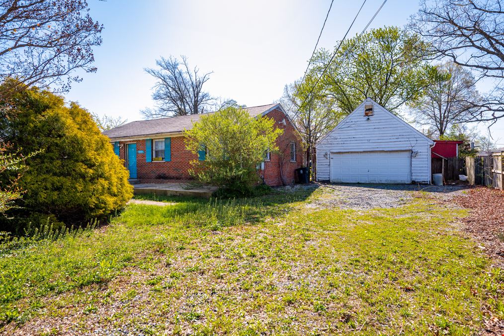 7703 Poplar Hill Ln